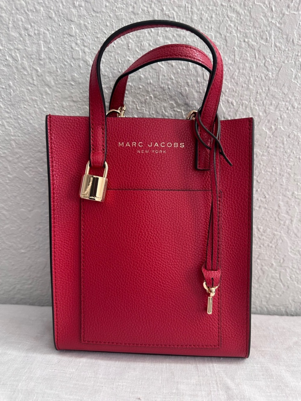 Marc Jacobs Micro Tote Red Pebbled Leather Crossbody Bag Small Open Top - Picture 2 of 11